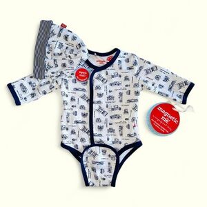 NWT Magnetic Me Sleep Set